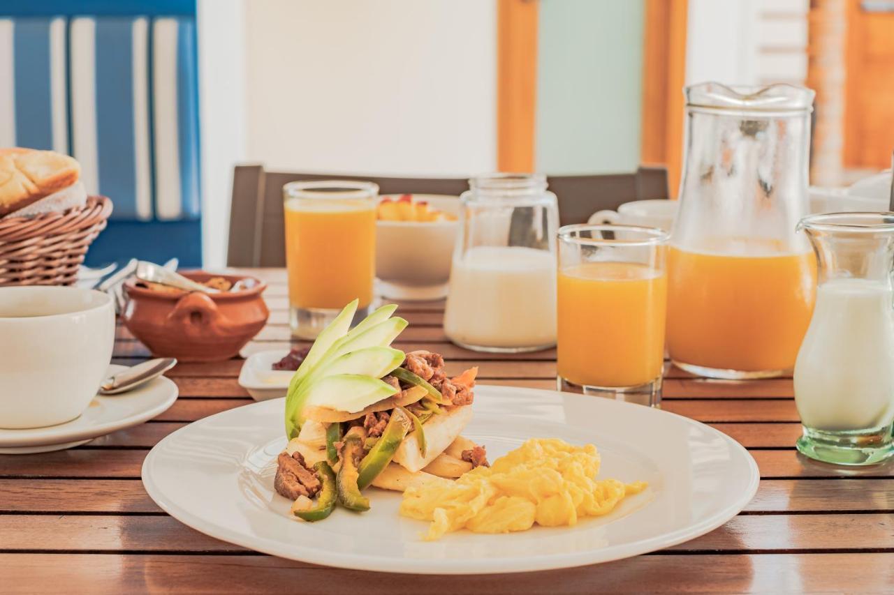 Acacia Hotel 4*